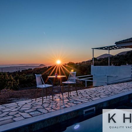 Skoumas Villa Surrounded By Olive Trees! Vlachata Екстер'єр фото